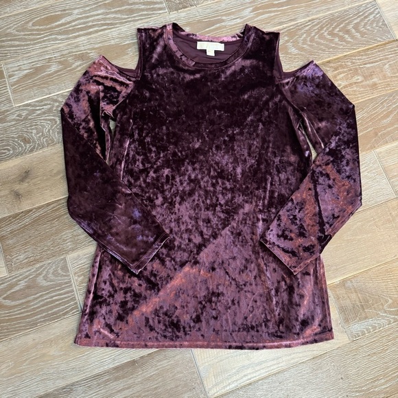 MICHAEL Michael Kors Cold Shoulder Long Sleeve Velvet Top - Picture 1 of 7